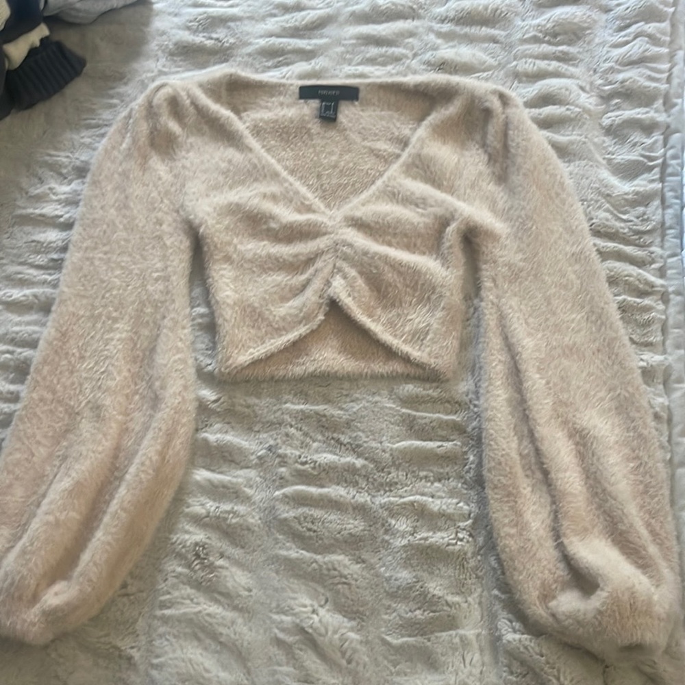 Forever 21 Cropped Sweater, Size S.
